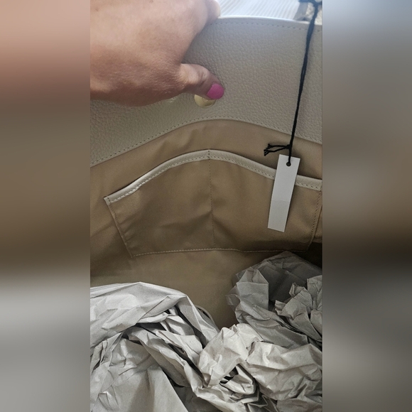 CLAUDIA FIRENZE Made In Italy Leather Pebbled Crossbody/hand Bag. White. NWT - Picture 9 of 16